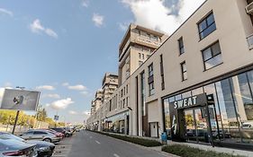 Perfect Stay: Urban Heaven In Aviatiei Business Area